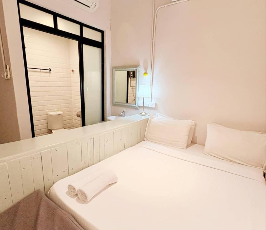 Kim Haus Loft Hotel George Town Exterior photo